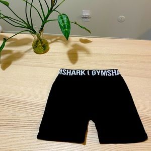 Gym shark black shorts